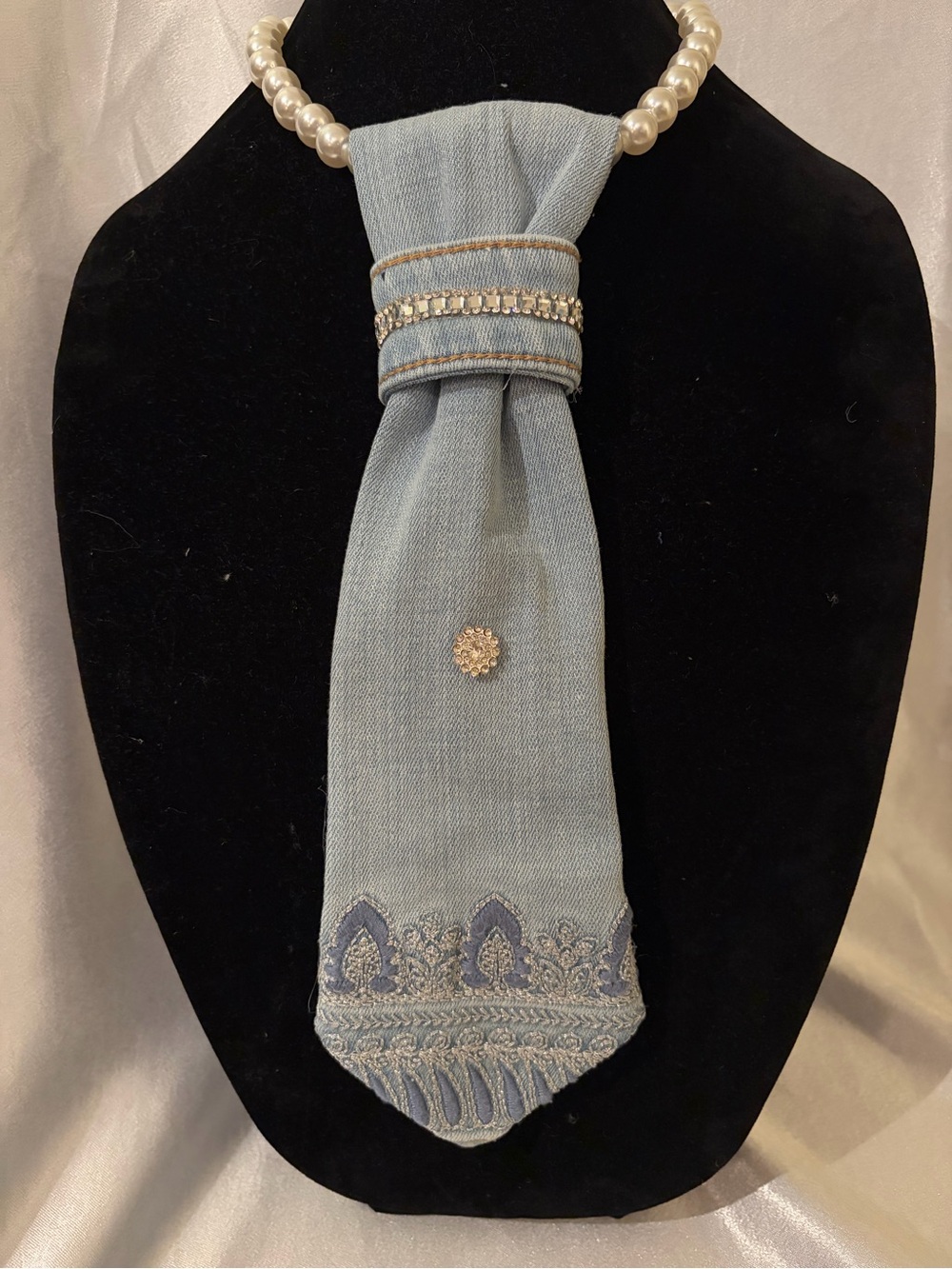 Elegant Light Blue Embroidered Tie Necklace